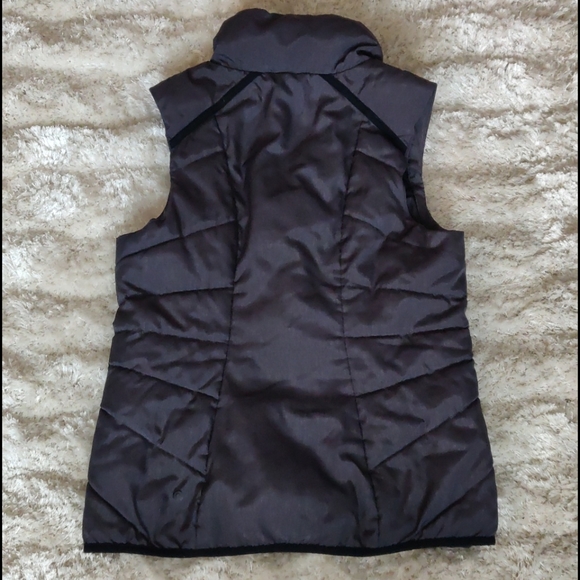 EUC Charcoal grey vest with black detailing - Picture 2 of 5